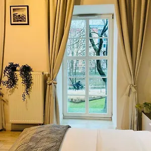 Absyntapartments 24 Rynek , Вроцлав Польша