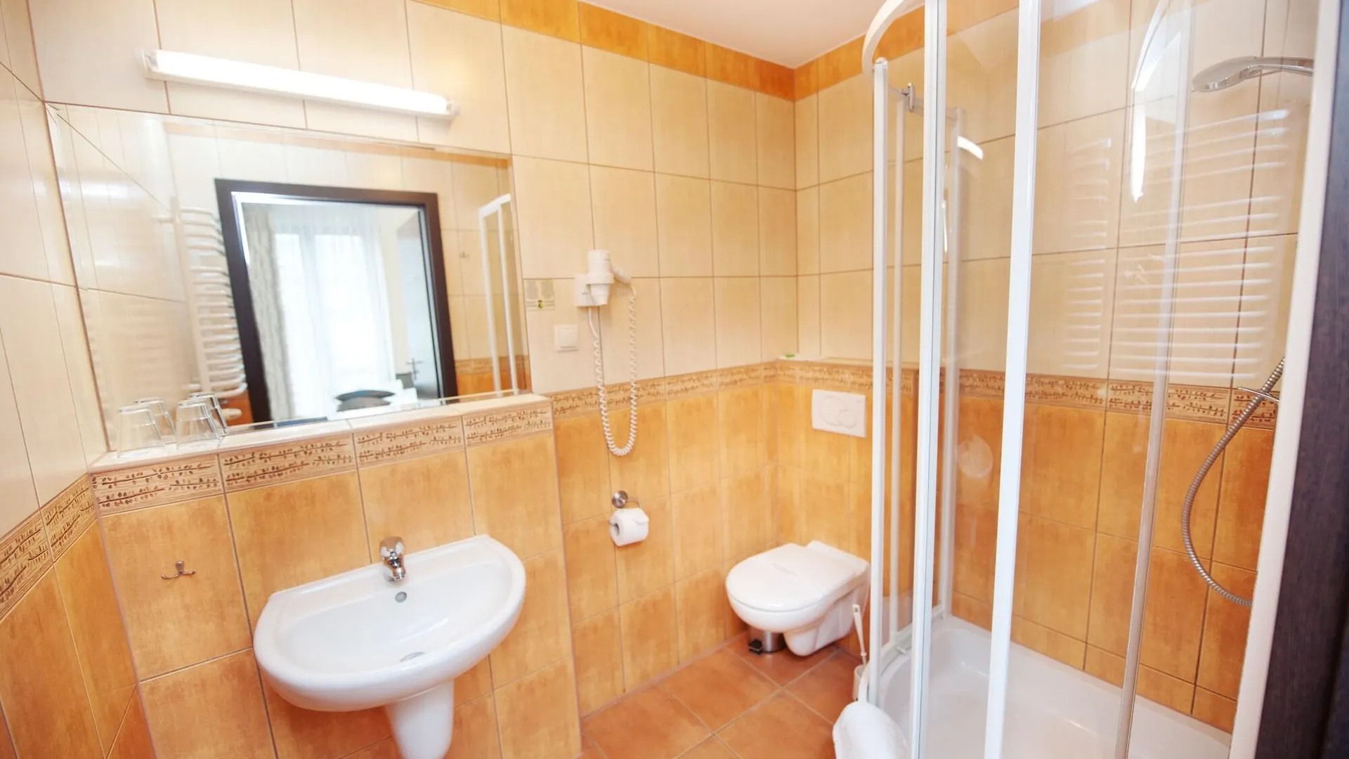 Hotel Wielopole Kraków 3*,