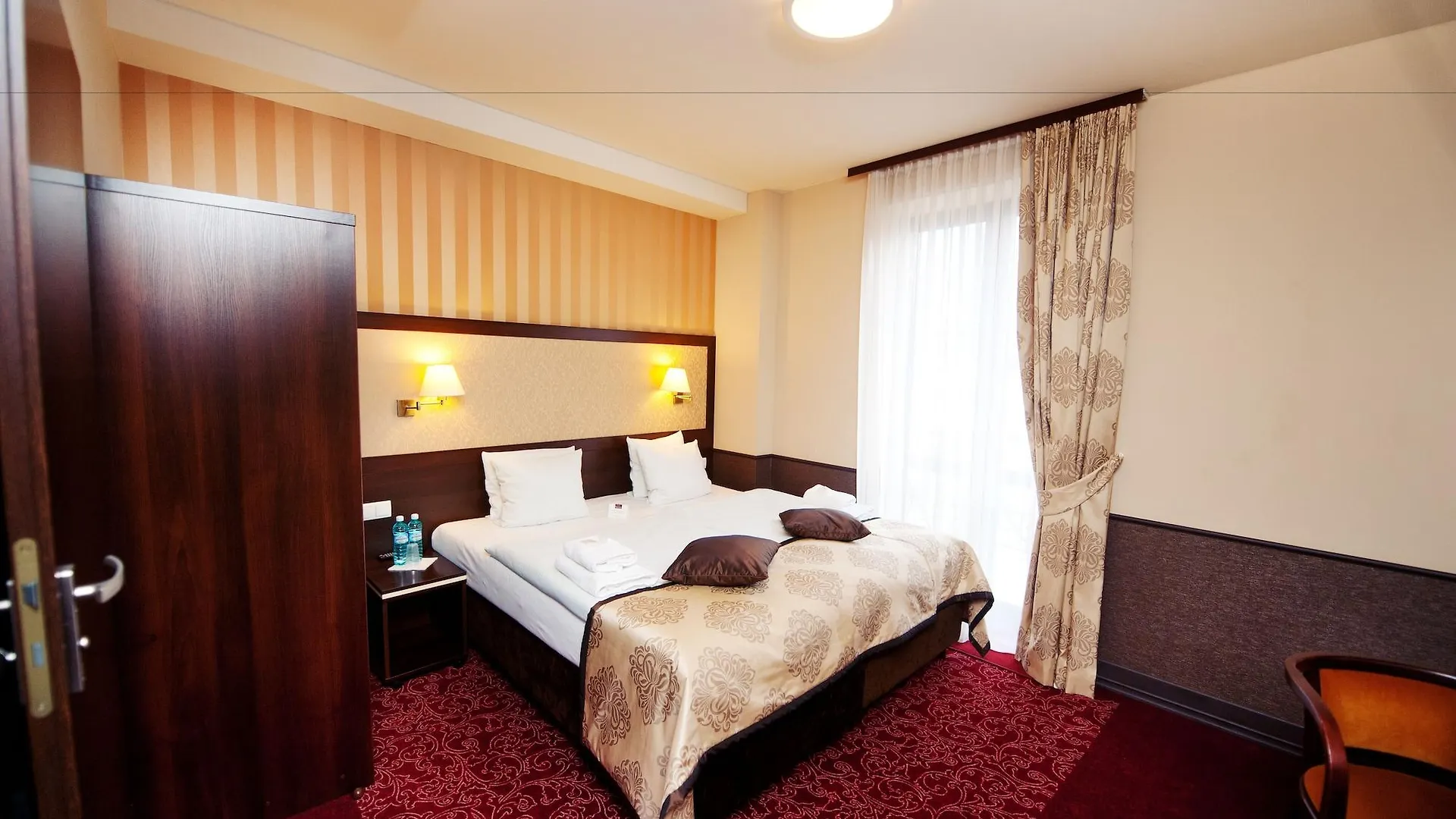 Hotel Wielopole Cracovia 3*,  Polonia